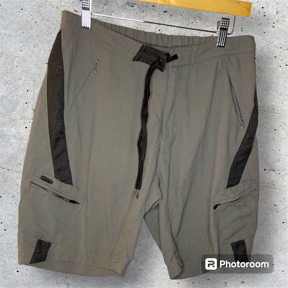 ZOIC Shorts Mens Medium Tan Black Outdoors Cycling Mountain Biking Adult